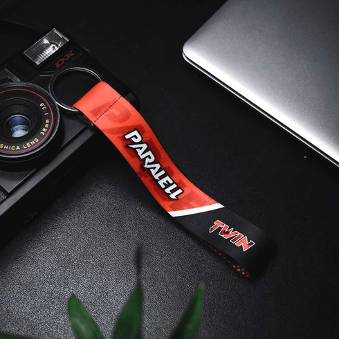 Parallel Twin | Keytag
